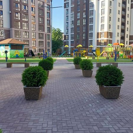 Аэропорт-Номера 24/24 . Chisinau Exterior foto