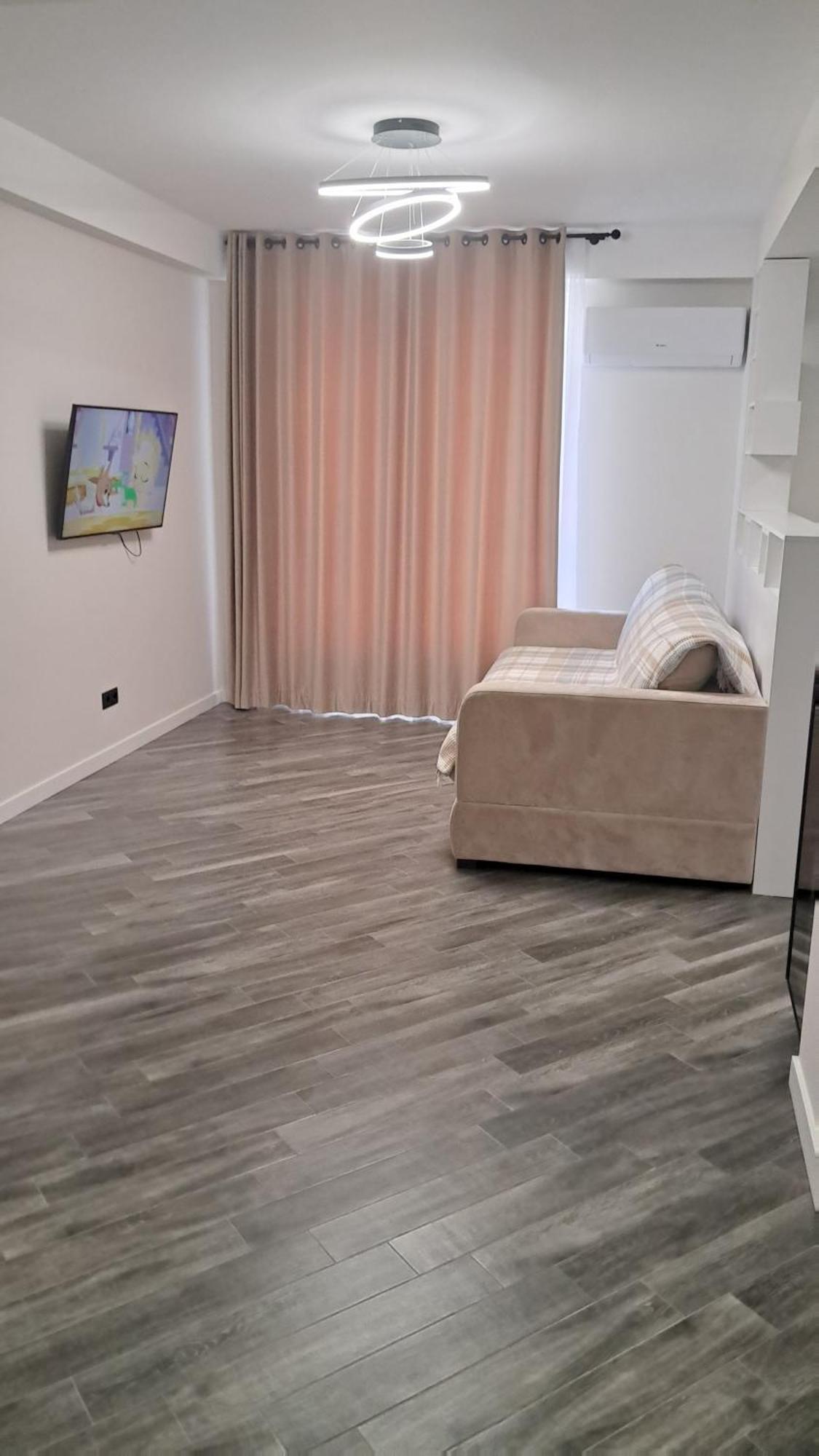 Аэропорт-Номера 24/24 . Chisinau Exterior foto
