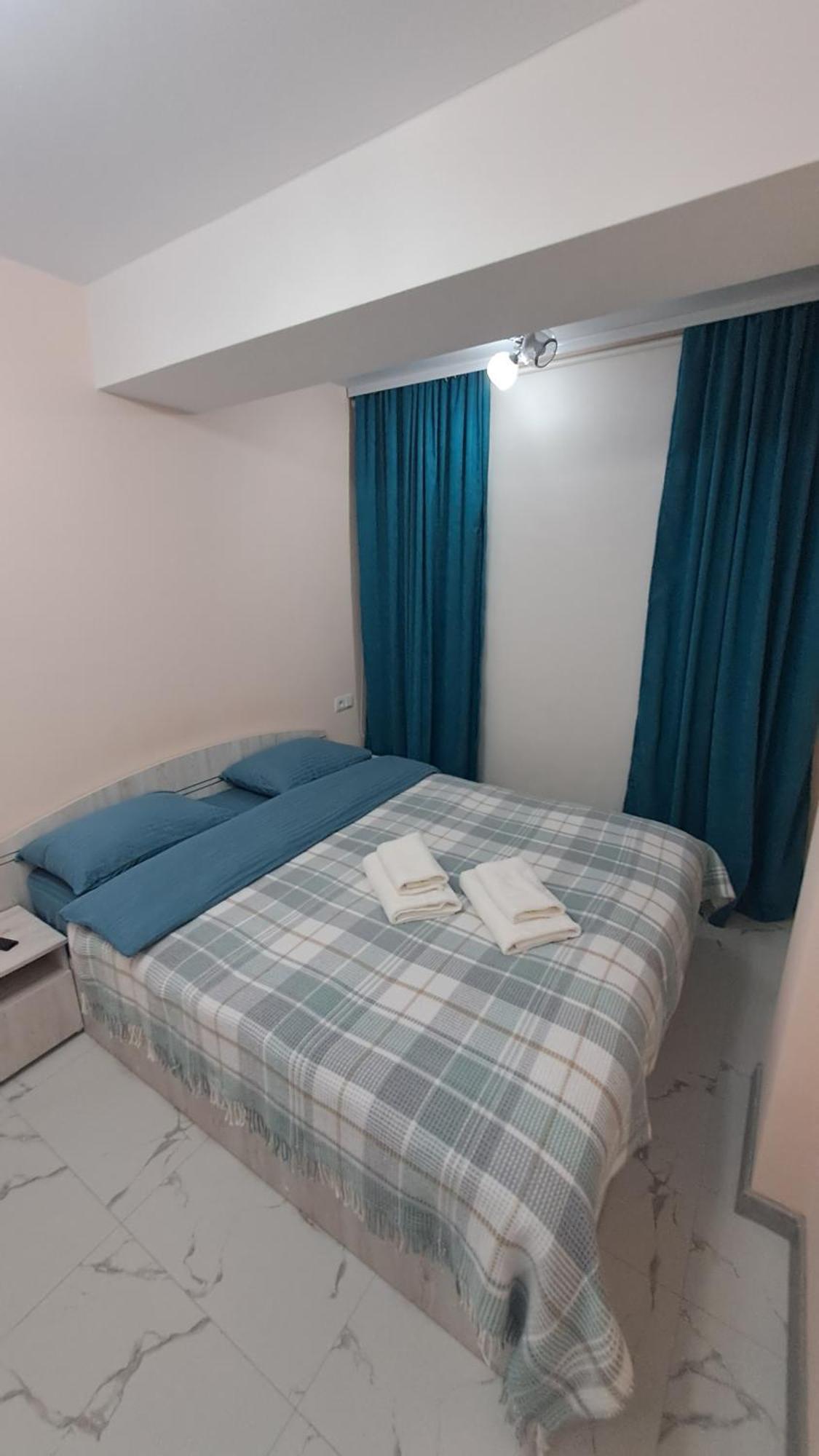Аэропорт-Номера 24/24 . Chisinau Quarto foto