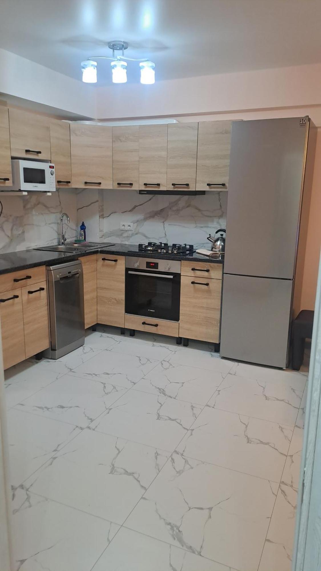 Аэропорт-Номера 24/24 . Chisinau Quarto foto